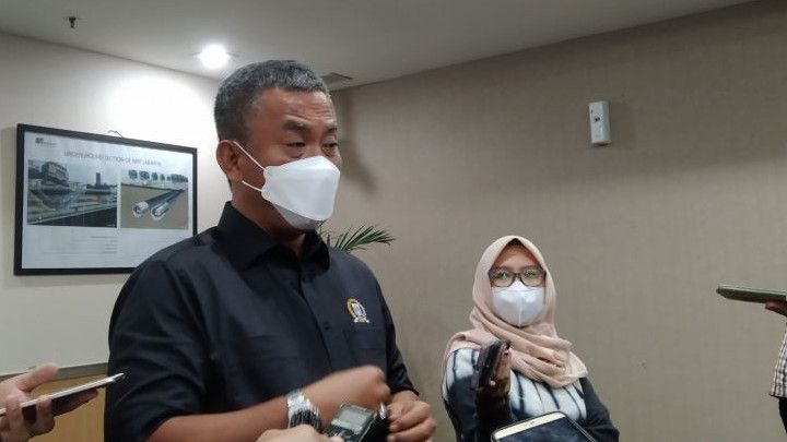 Dianggap Arteria Dahlan Bekingi Wanita 'Keluarga Jenderal TNI', Prasetyo Edi: Salah Lagi Nih..