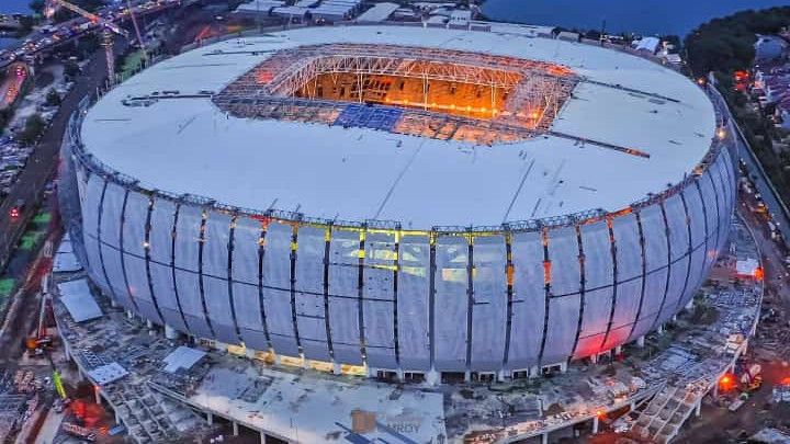 Pamerkan Betapa Kerennya Stadion JIS, Anies: Maret 2022 Insyaallah Tuntas!