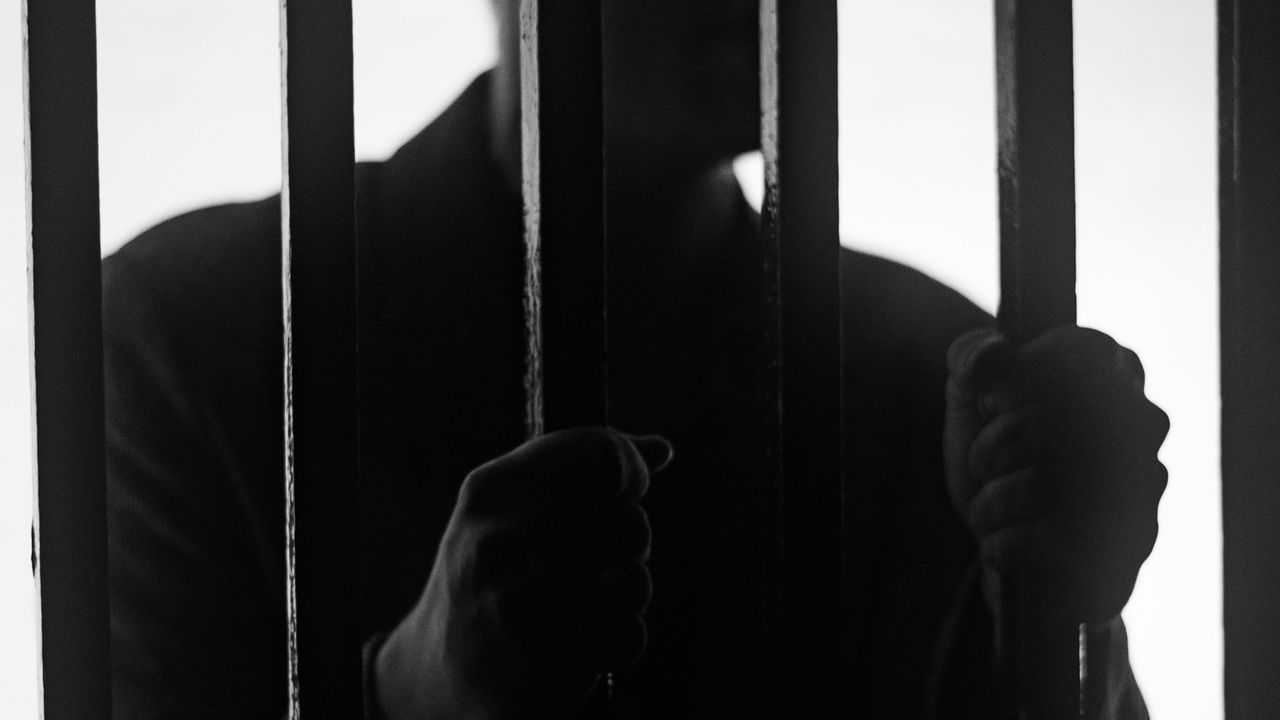 Jahatnya Pegawai Universitas Mataram, Perkosa Mahasiswi Saat Kesurupan