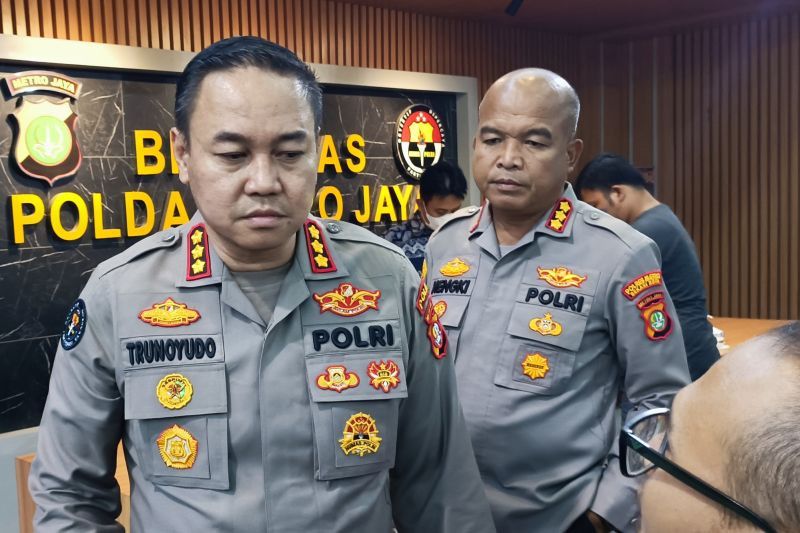 Polisi Temukan Senjata Tajam di Lokasi 2 Jasad Wanit yang Dicor di Bekasi