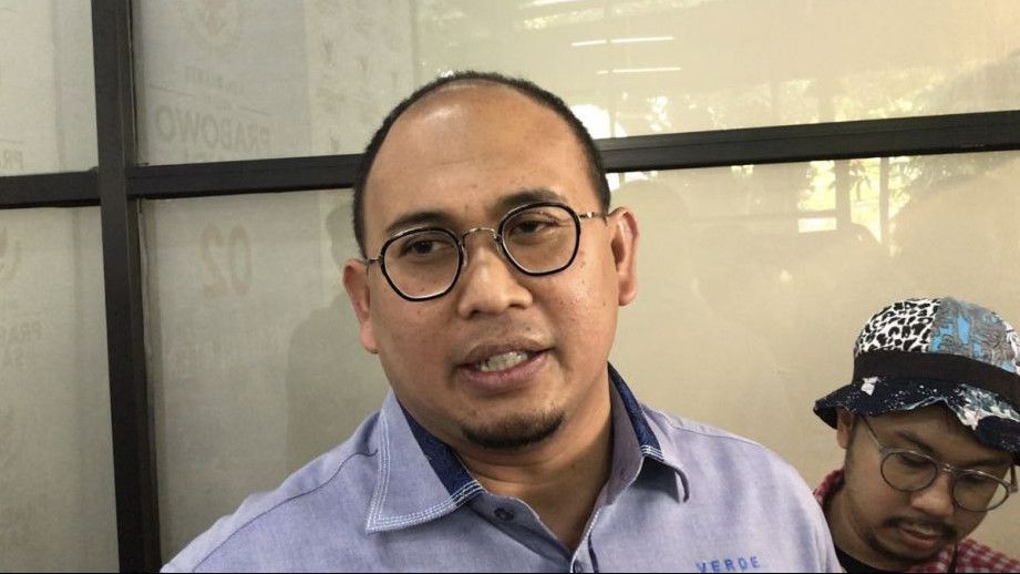 Denny Siregar Sentil Padang, Andre Rosiade: Orang Kayak Lu Beban Bagi Pak Jokowi