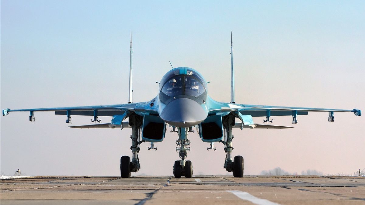 Pesawat Pengebom Milik Rusia Jatuh di Kota Yeysk, 4 Orang Dilaporkan Tewas