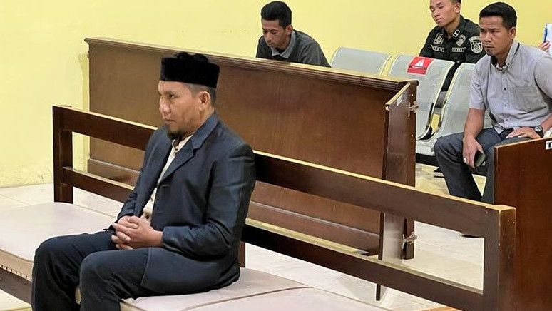 Terlibat Penjualan Kulit Harimau, Mantan Bupati Mener Meriah Aceh Ahmadi Divonis 1 Tahun 6 Bulan Penjara