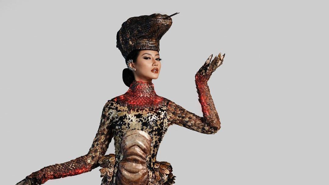 Berat 300 Kg Lebih, Aksi Ayu Maulida Pakai Kostum Komodo Dragon di Miss Universe 2020 Bikin Netizen Merinding