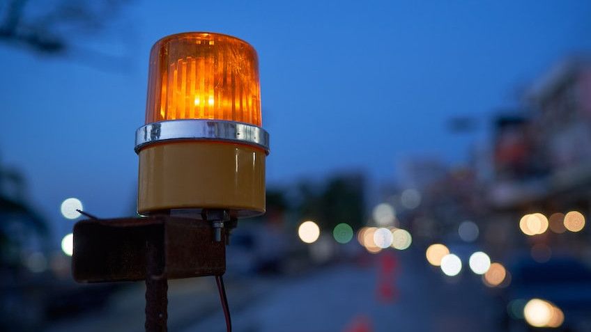 Sanksi Penggunaan Lampu Strobo pada Mobil Ternyata Bisa Kena Pidana