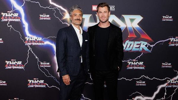 Anak Chris Hemsworth dan Taika Waititi Terlibat dalam Pembuatan Monster di Thor: Love and Thunder