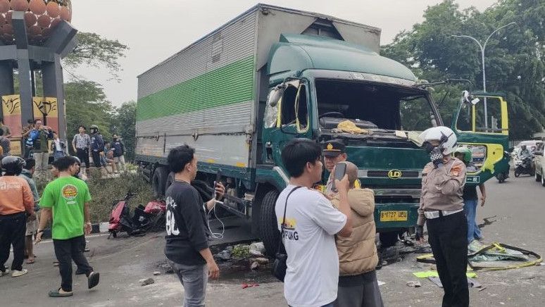 Sopir Truk Kontainer yang Ugal-ugalan Tabrak Warga di Tangerang Positif Narkoba Jenis Amfetamin