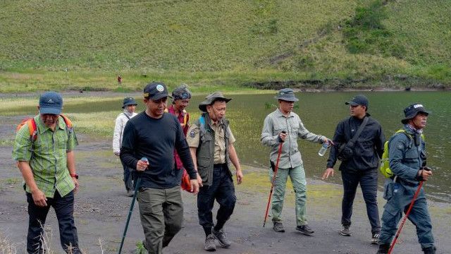 Pendakian Gunung Semeru Kembali Dibuka, Cek Syarat dan Ketentuannya