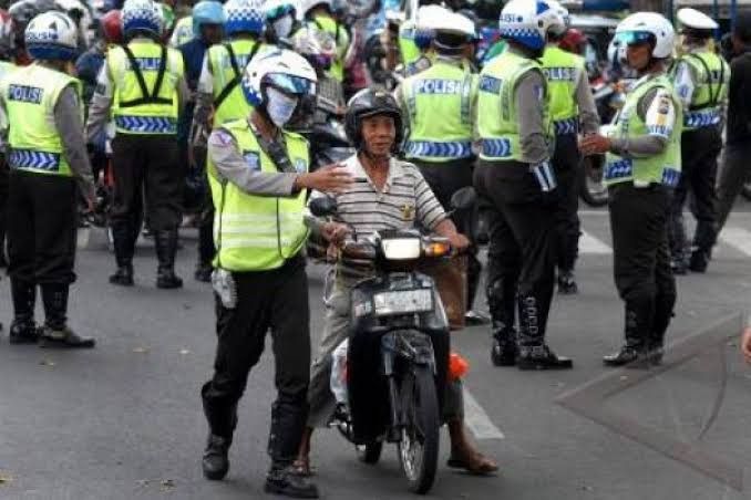 Viral Polantas Terima Duit dari Pemotor Saat Gelar Razia di Jaksel, Langsung Kena Proses Propam