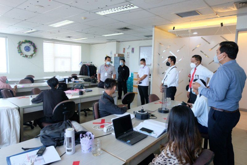 Dua Kantor di Surabaya Ini Akan Denda Karyawan yang Tak Bermasker Rp250 Ribu