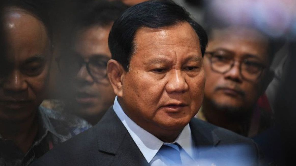Hari Ini, Prabowo Bakal Tinjau Gedung DPRD Kota Makassar yang Dibakar Pendemo