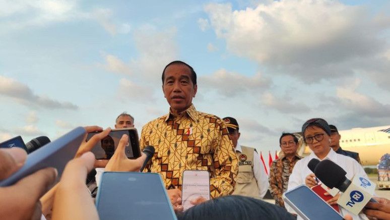 Jokowi Segera Tanda Tangani Keppres Pemberhentian Ketua KPU Hasyim Asy'ari