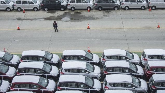 Setop Ekspor Nikel, Jokowi: Mobil Listrik 2-3 Tahun Lagi Bermunculan dari Indonesia