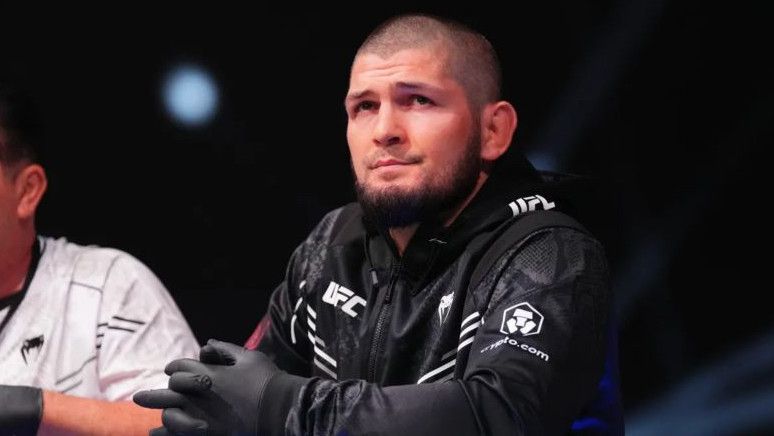 Sempat Adu Mulut dengan Pramugari, Khabib Nurmagomedov Jelaskan Dirinya Dikeluarkan Dari Pesawat