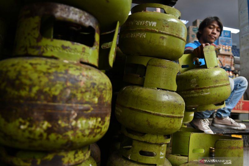Sambil Sentil Kebijakan Bahlil, Pj Gubernur Jabar: Gas Tidak Langka, Cuma Tak Ada di Warung