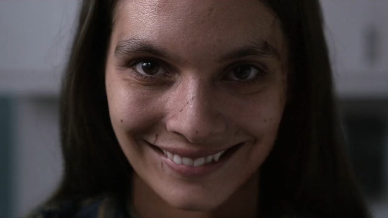 Trailer Film Smile Dirilis, Penuh Teror Menyeramkan di Balik Senyuman