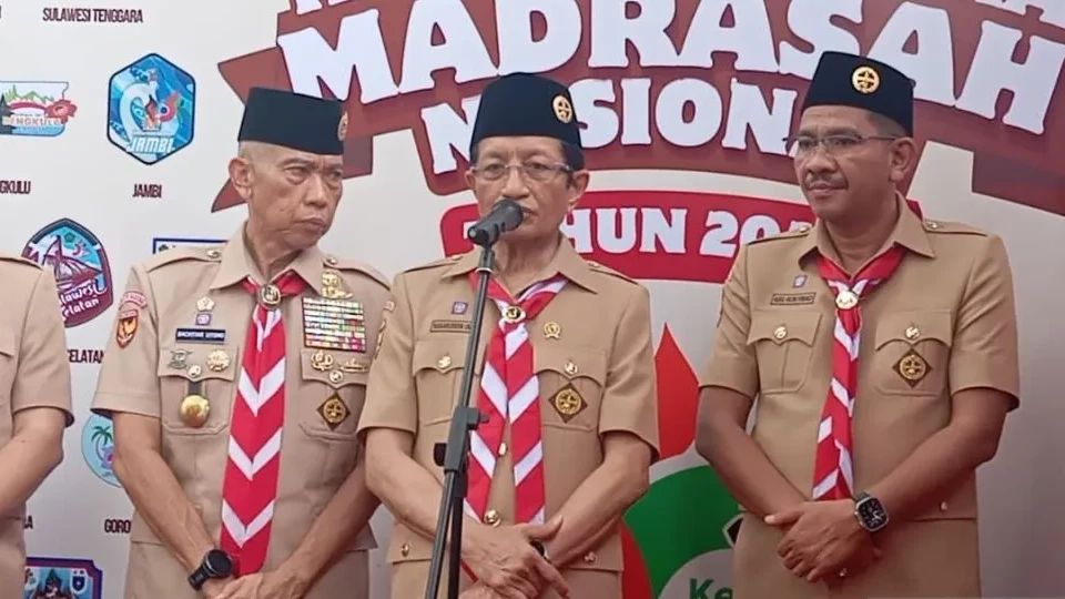 Menag Akan Wajibkan Pramuka di Seluruh Madrasah dan Pesantren