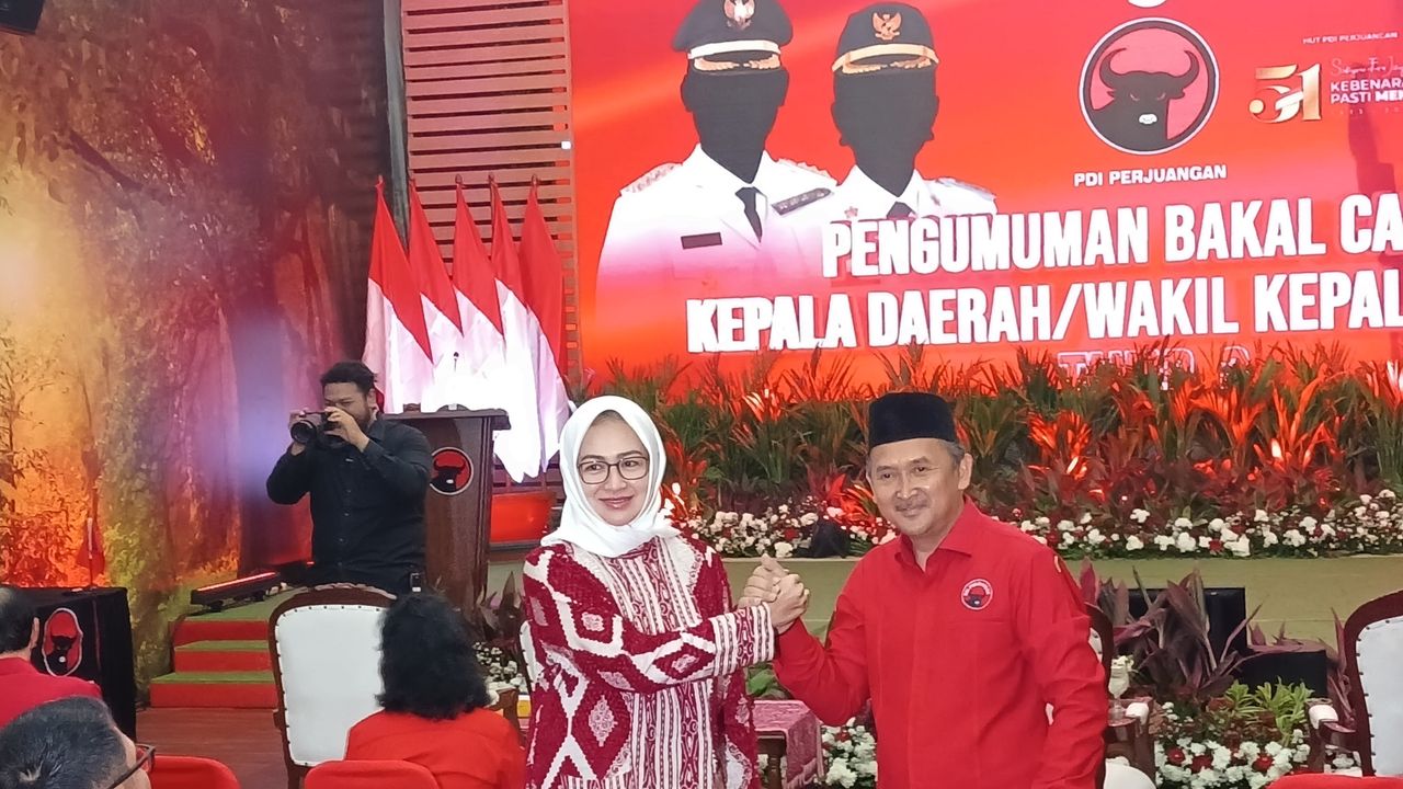 Berbatik Merah, Airin Sumringah Bakal Terima Rekomendasi dari PDIP di Pilgub Banten