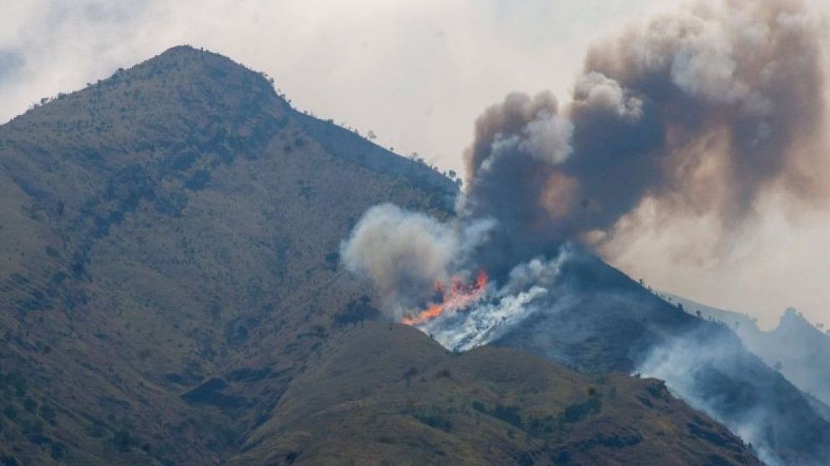 Lahan Gunung Merbabu Semarang Terbakar Capai 489,07 Hektare