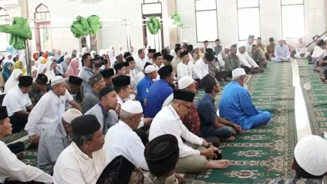 Gelaran Zikir Akbar dan Street Food Sambut Tahun Baru di Kota Medan