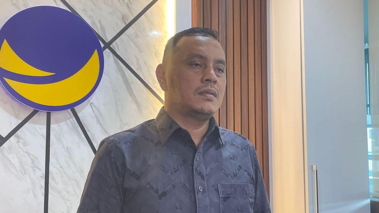 Dipecat PDIP, NasDem ke Jokowi: Kami Terbuka, Pundak Pak Surya Nyaman