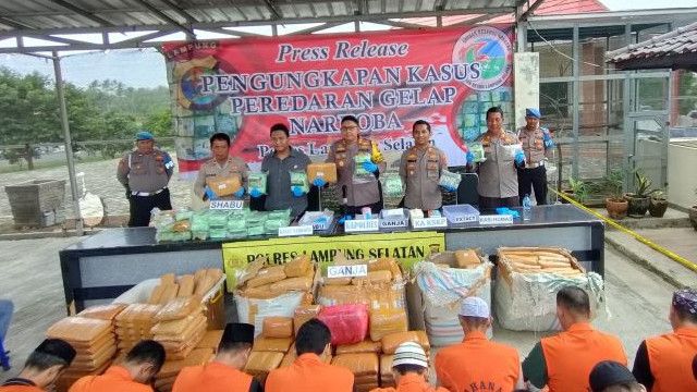 Jaringan Narkoba Antarprovinsi Diringkus Polisi di Lampung, 70 Kg Sabu Diamankan