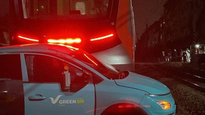 Kereta Argo Bromo Tabrak KRL di Bekasi, Berawal dari Taksi Nabrak KRL