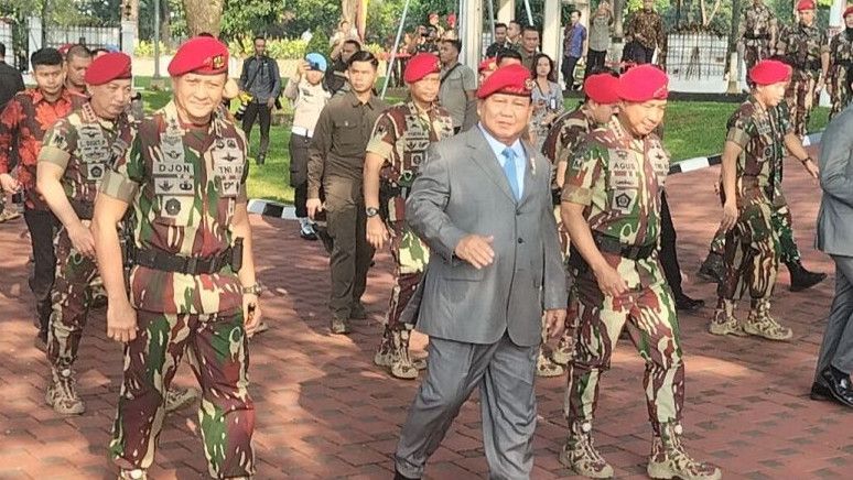 Momen Prabowo Pakai Baret Merah Saat Hadiri HUT Kopassus ke-72 di Cijantung Jaktim