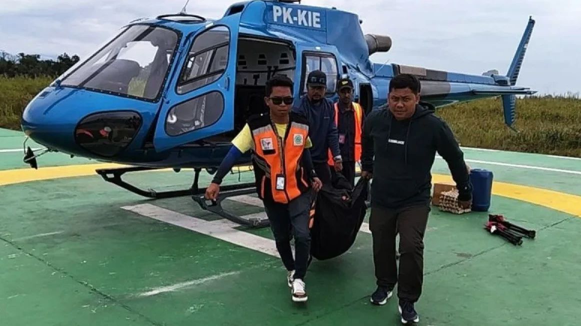 Dua Pendaki Tewas, Pendakian ke Puncak Cartensz Pyramid Dihentikan Sementara