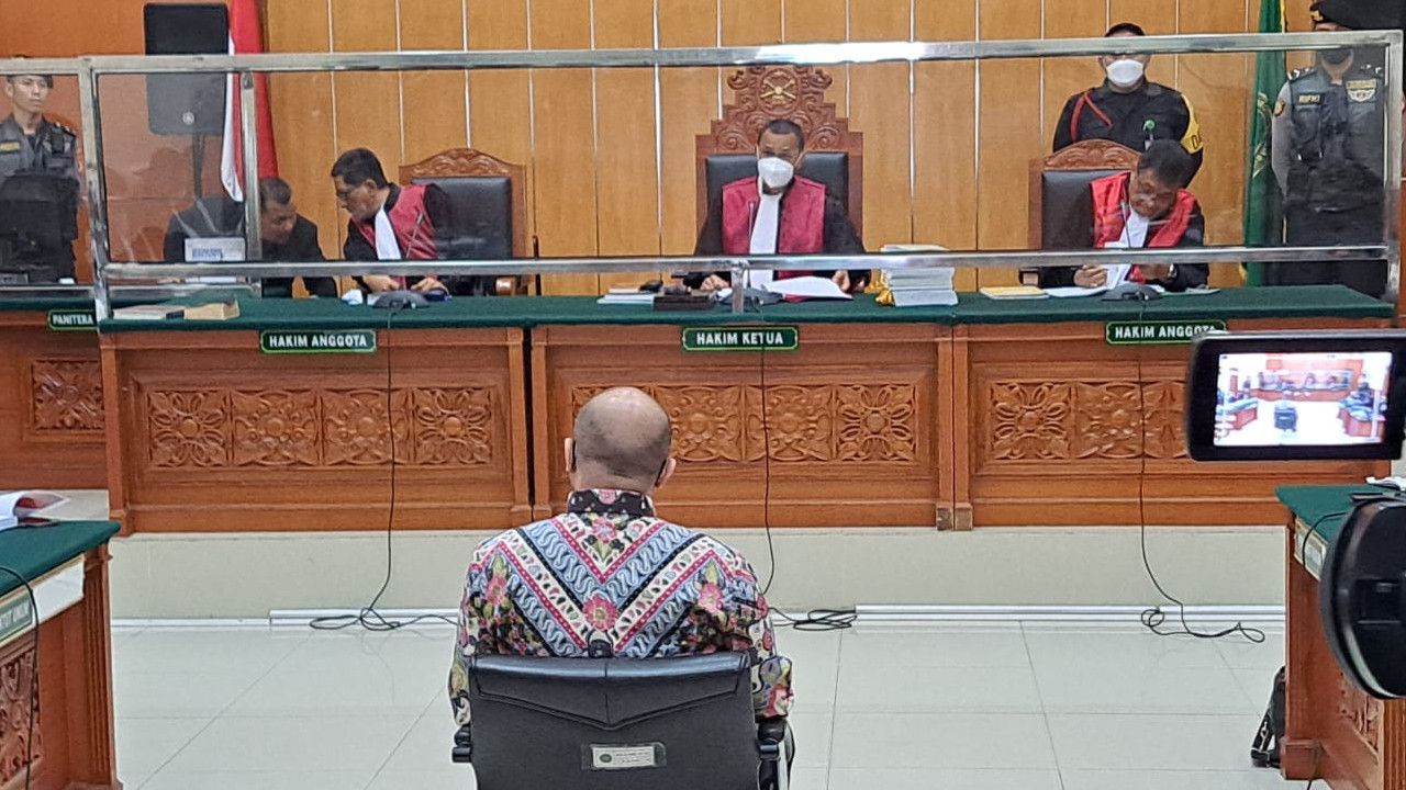 Irjen Teddy Minahasa Dituntut Hukuman Mati dalam Kasus Sabu Ditukar Tawas