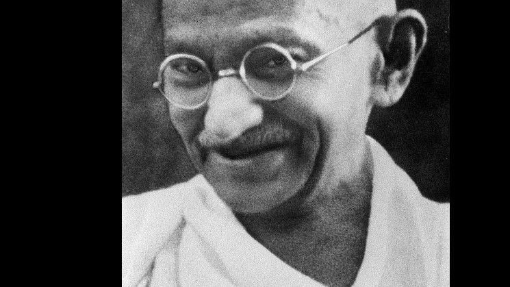 Punya Desain Ikonik, Kacamata Mahatma Gandhi Terjual Rp5 Miliar