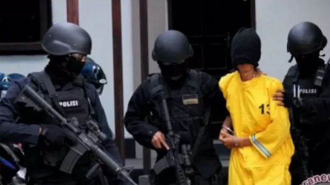 Densus 88 Antiteror Tangkap Tiga Warga Terlibat Teroris di Sumenep
