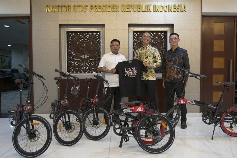 Jokowi Dapat Sepeda dari Daniel Mananta, Langsung Diperingatkan KPK