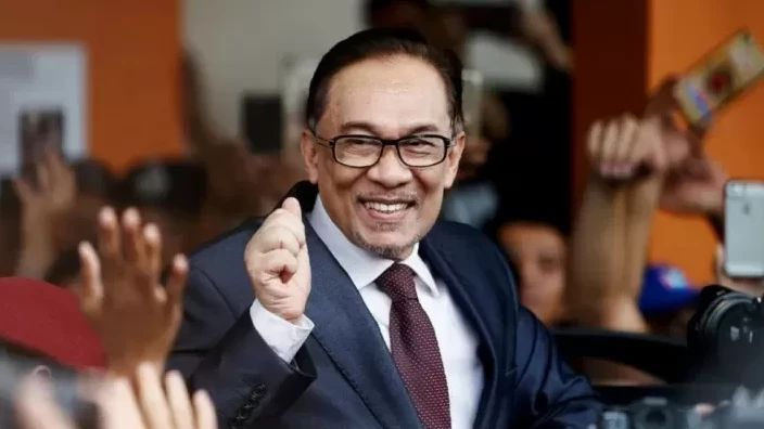 Dulu Dipenjara 15 Tahun, Kini Anwar Ibrahim Akan Dilantik Jadi Perdana Menteri Malaysia ke-10