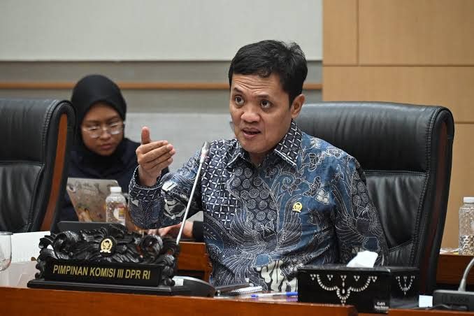Habiburokhman Sebut DPR Sudah Terima DIM RKUHAP dari Pemerintah, Digarap Usai Reses