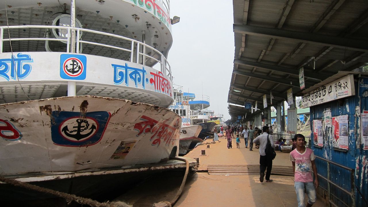 Tabrakan Kapal Feri Bangladesh Tewaskan Sedikitnya 19 Orang