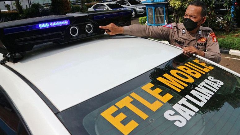 Polisi Akan Tempatkan ETLE Mobile di TKP YouTuber Laurendra Saat Buat Konten Motor Lawan Arah