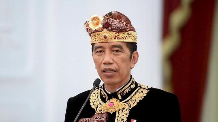 Presiden Jokowi Blusukan ke Rumah Warga di Bali Malam Hari, Beri Bantuan Rp2 Juta