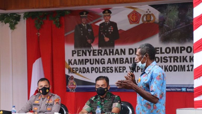 Anggota KKB Papua Kampung Ambaidiru Serahkan Diri, Mau Ikut Bangun NKRI