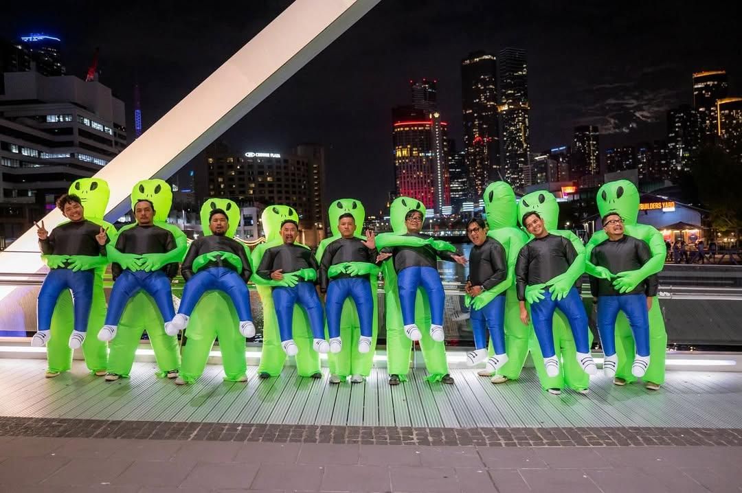 Kostum Alien (Instagram/theprediksi_)