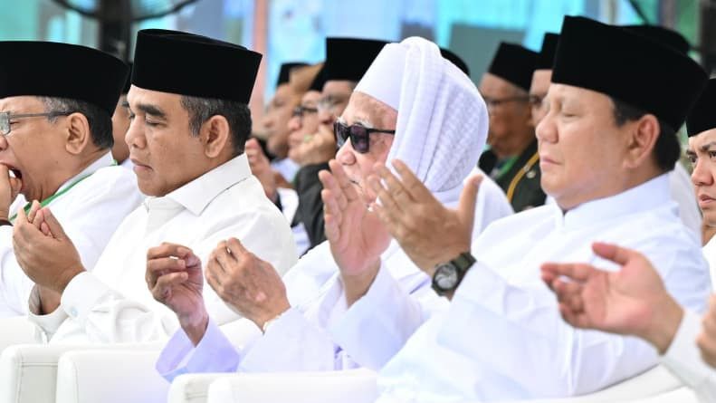 Depan Kakak Gus Yaqut, Prabowo Minta Jangan Lagi Ada yang Macam-Macam dengan Haji
