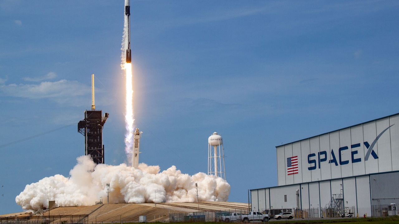 Calon Roket SpaceX ke Mars Meledak Lagi Saat Uji Coba