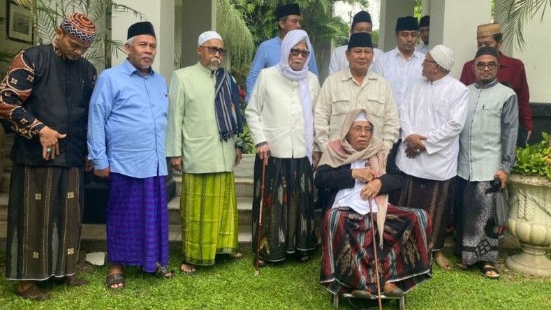 Diam-Diam Prabowo Gelar Pertemuan Tertutup dengan Belasan Kiai Jatim, Bahas Apa?