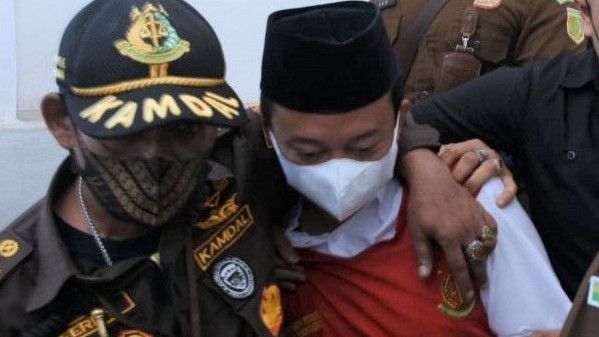 Kasasi Hukuman Mati Ditolak, Kuasa Hukum Herry Wirawan Belum Terima Salinan Putusan MA