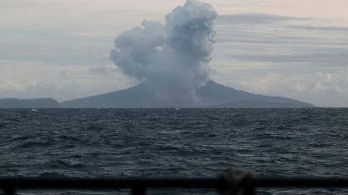 Air Laut Meningkat dan Krakatau Siaga, Polisi Imbau Wisatawan di Pantai Anyer-Carita Waspada Bencana