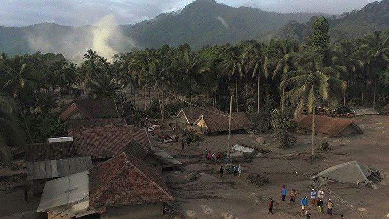 BNPB: Erupsi Gunung Semeru Menyebabkan 13 Orang Meninggal