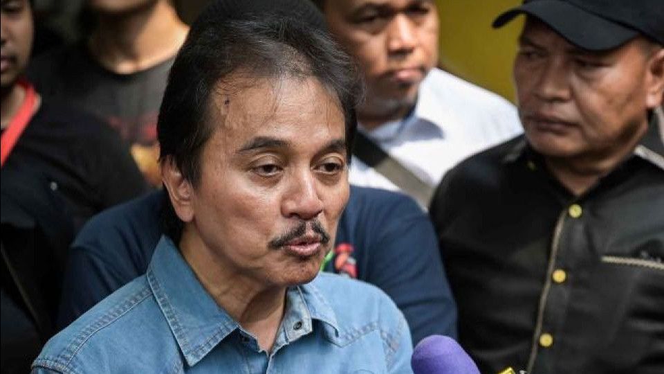 Digiring ke Polisi ke Polda Metro, Roy Suryo Teriak 'Allahuakbar!'