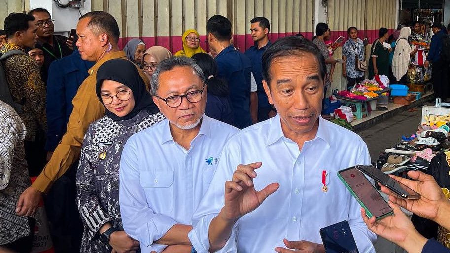Jokowi Makan Bareng Ketum Partai Sejak Jumat, Kini Giliran Zulhas di Bogor