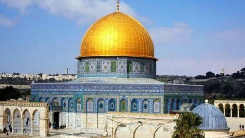 Pemukim Israel Kembali Menyerbu Al Aqsa, Berkeliling Masjid Sambil Provokasi