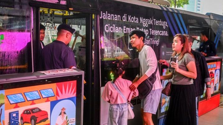 Pramono Minta Maaf Usai Penumpang Tunanetra TransJakarta Jatuh ke Got: Saya Tegur Direksinya